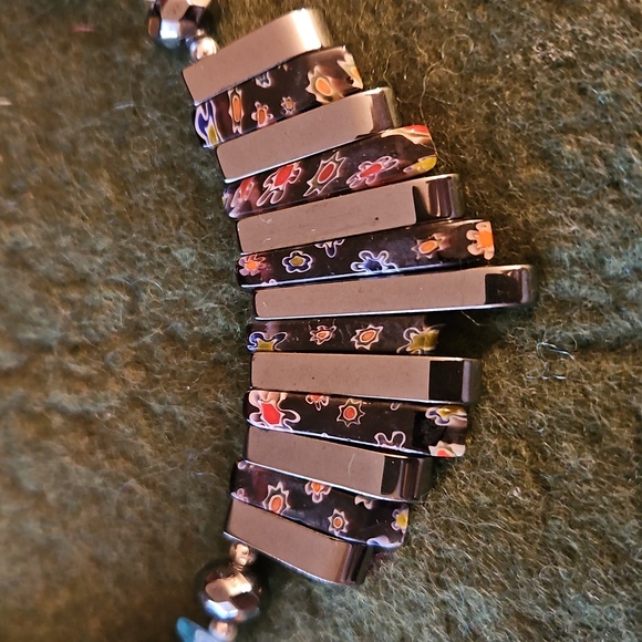 Beaded Black & Silver Necklace with Dangling Earring Set. - Picture 4 of 5